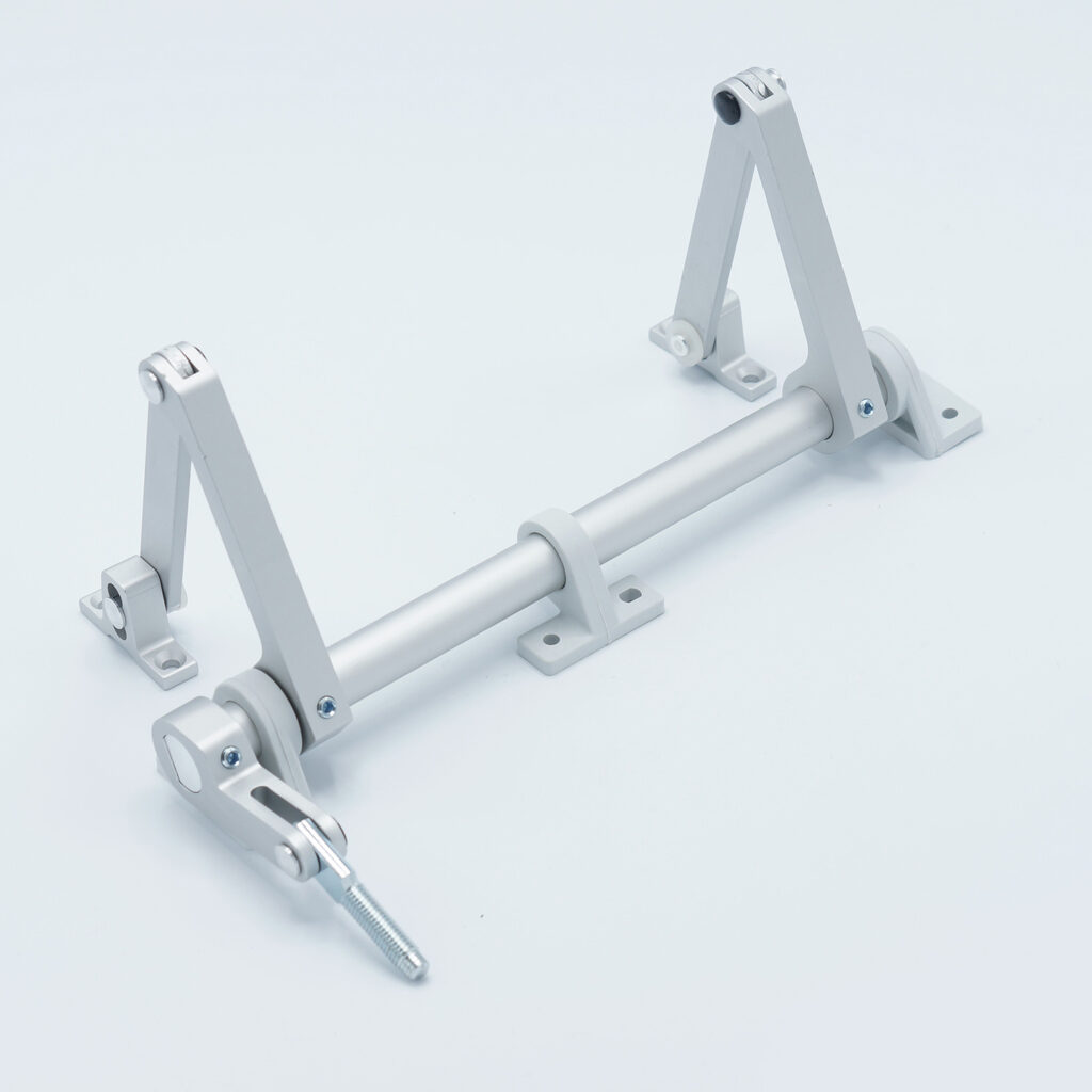 Home 8 Heycop Exter-18 basisset - Afbeelding van de complete basisset voor de Heycop Exter-18 bovenraamsluiting. Een robuuste en veelzijdige oplossing voor een veilige en soepele bediening van uw bovenramen. Ervaar de duurzaamheid en functionaliteit van deze essentiële basisset.
